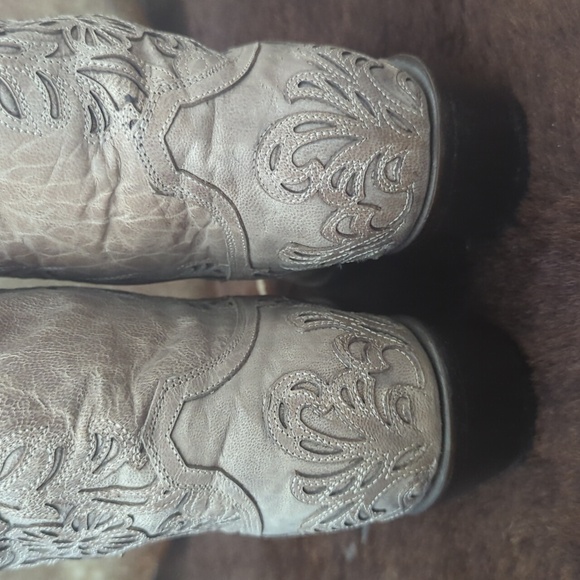 CORRAL G1388 ladies floral cut-out leather snip toe cowgirl boots sz8.5 like new - Picture 13 of 16